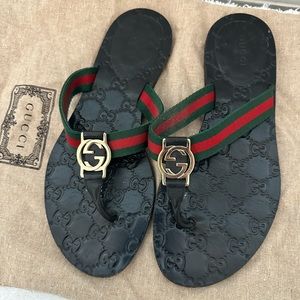 Gucci slippers